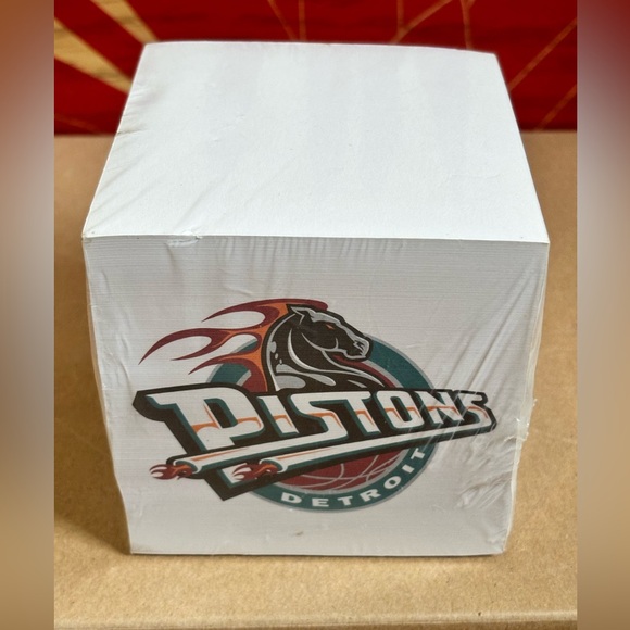 Vintage Detroit Pistons Note Cube - Picture 3 of 5